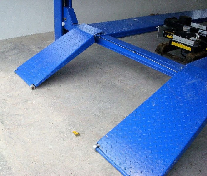 HOLLSTEIN 12-4P Four Post Lift (13)